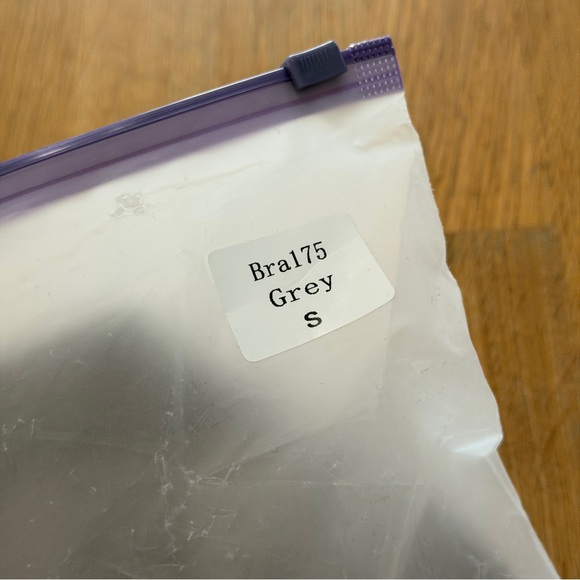 Shecurve SMALL Grey Wireless Comfort Bra NEW - Picture 9 of 11